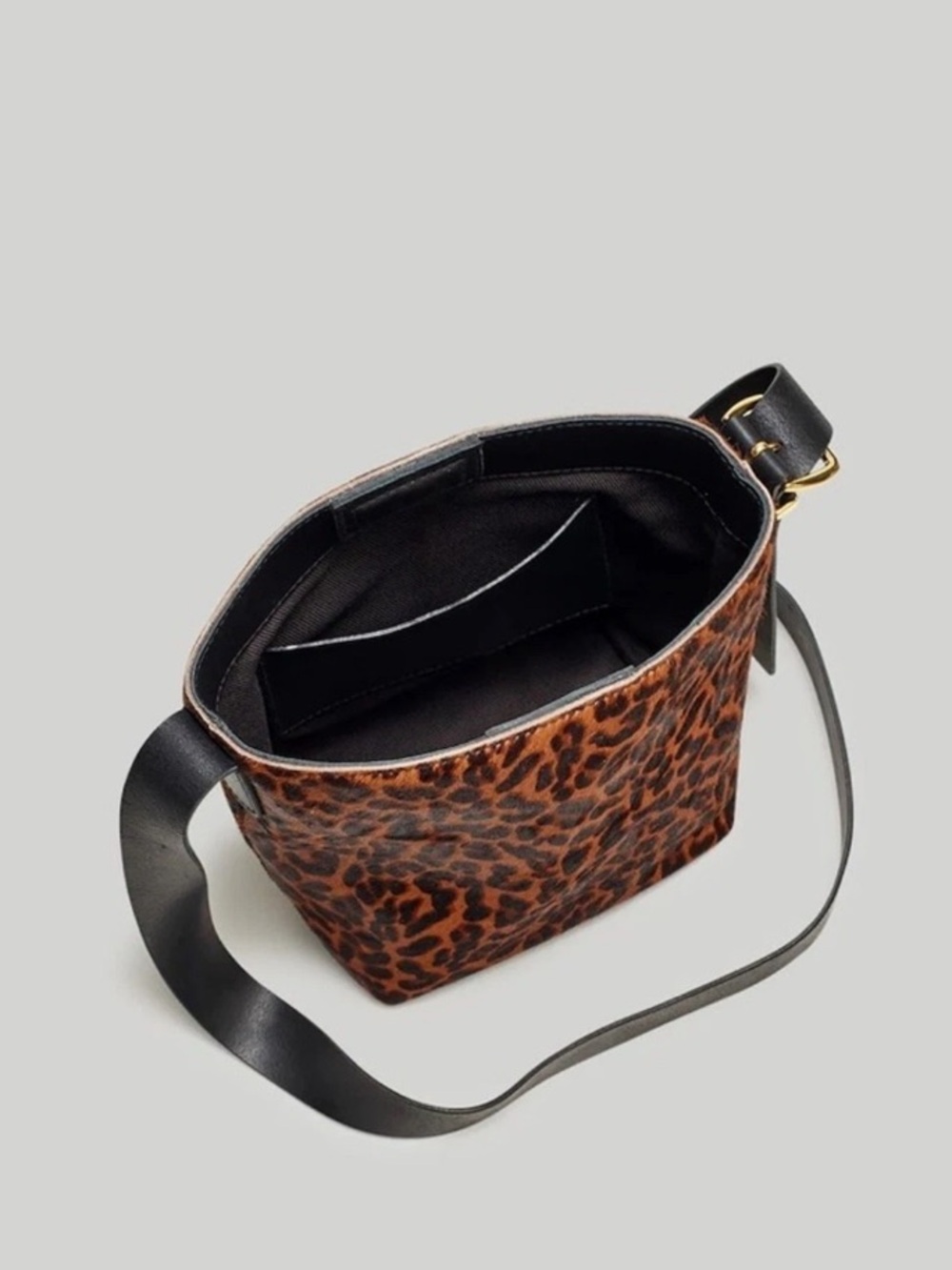 Madewell the essential mini bucket tote in leopard print dark carob multi - Picture 2 of 16